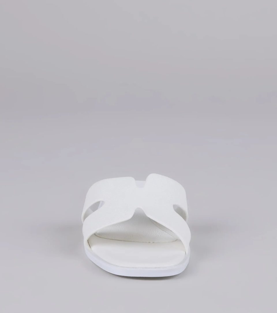 Everyday Chic Cutout Sandals